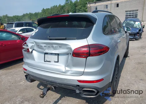 2018 Porsche Cayenne Platinum Edition z USA, uszkodzony, nr VIN WP1AA2A24JKA07227